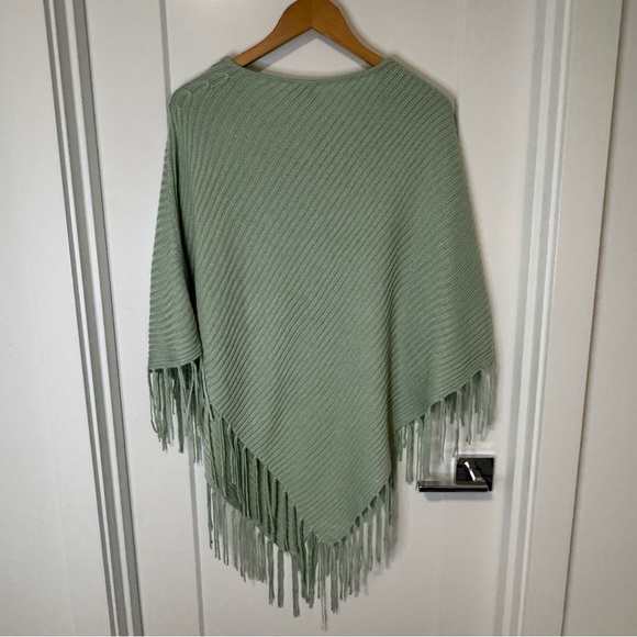 Chico’s Poncho Sweater Poncho Sage Green One Size - Picture 2 of 9